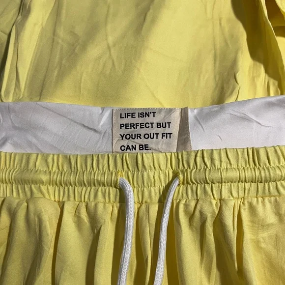 Sunny Yellow Wide Leg Pants - Picture 4 of 5